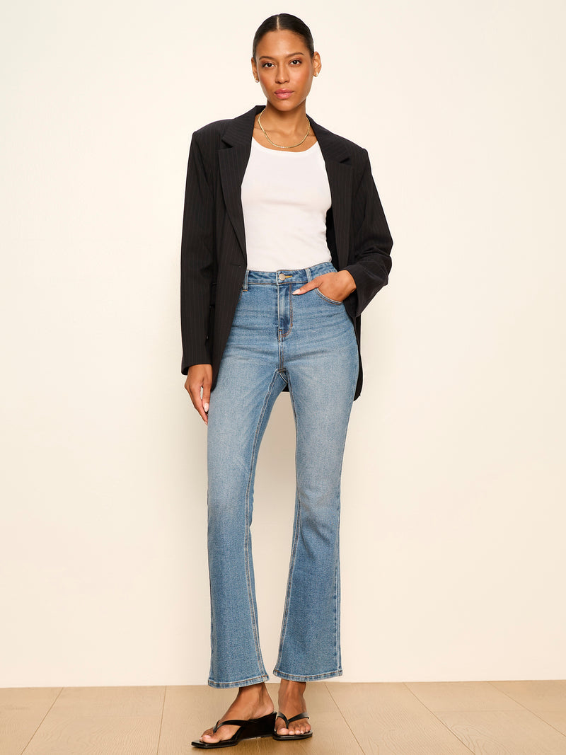 Lyra Bootcut Jean Medium Wash alt 3