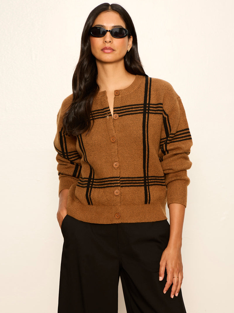 Must-Have Cardi Cocoa Powder / Black Plaid