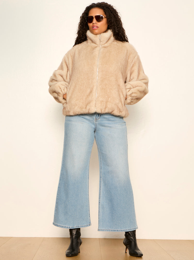 Everest Fur Bomber Arctic Hare Extended Sizing alt 4