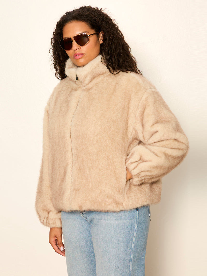 Everest Fur Bomber Arctic Hare Extended Sizing alt 1