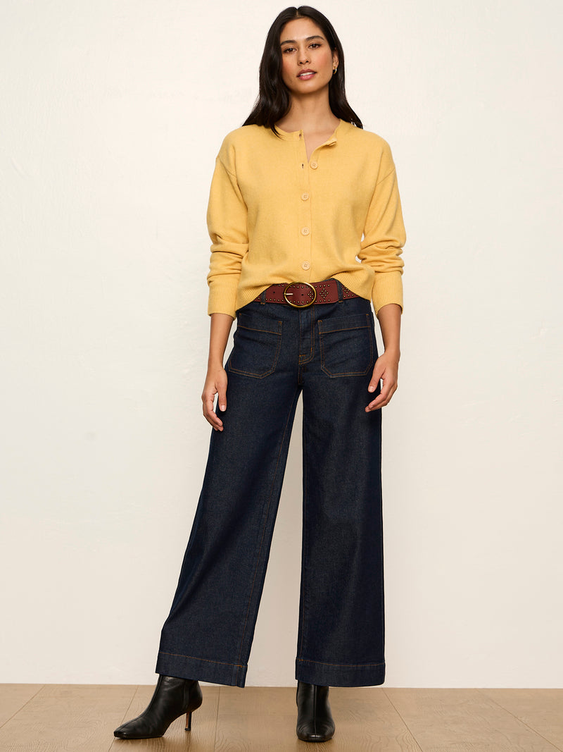 Must-Have Cardi Goldie alt 5