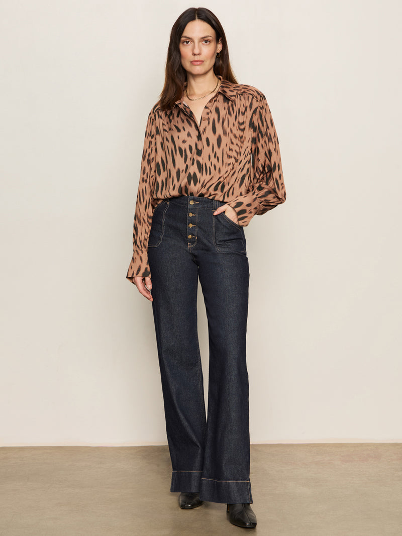 Colette Shirt Mocha Leo alt 6