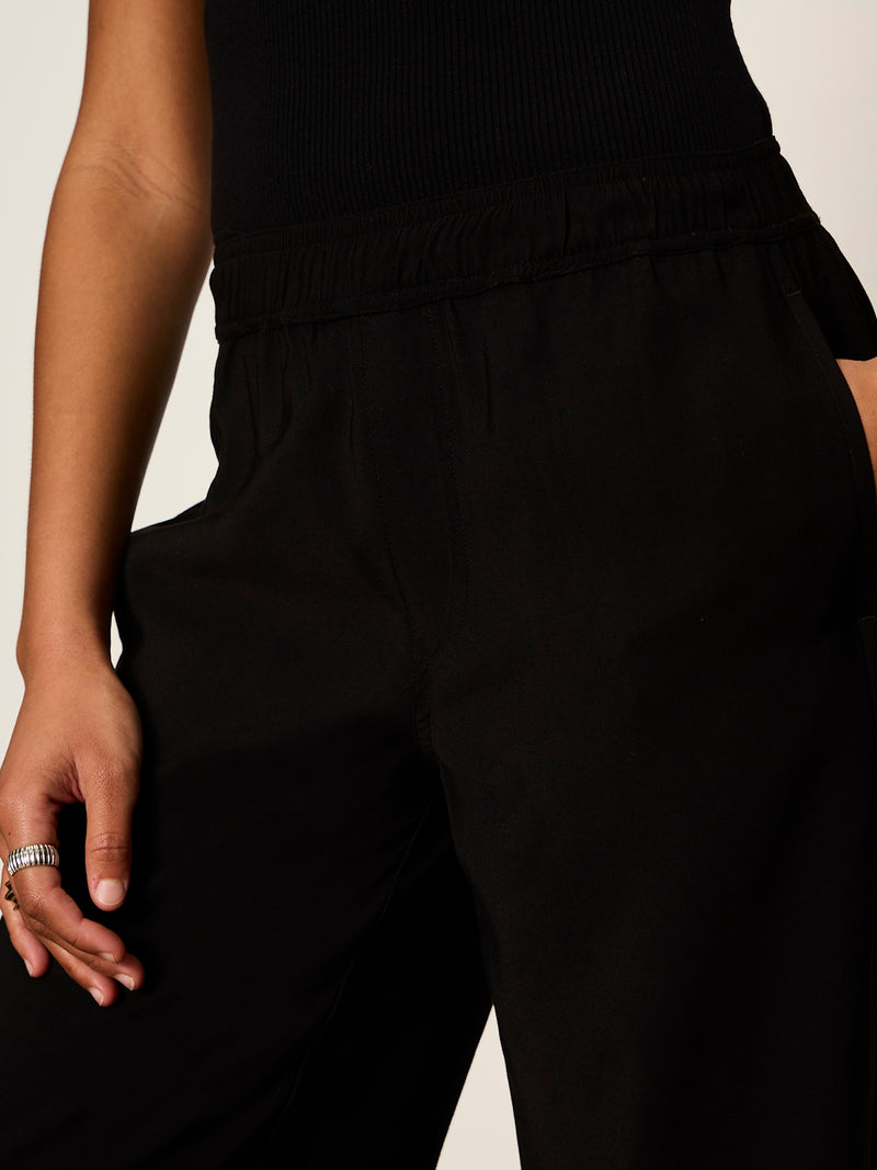 Micro Balloon Pant Black alt 4