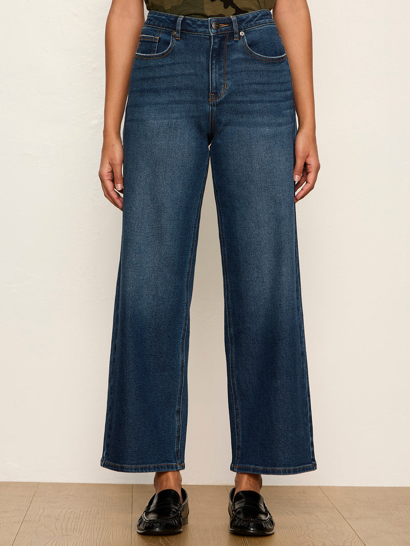 Ekara Crop Jean Dark Wash