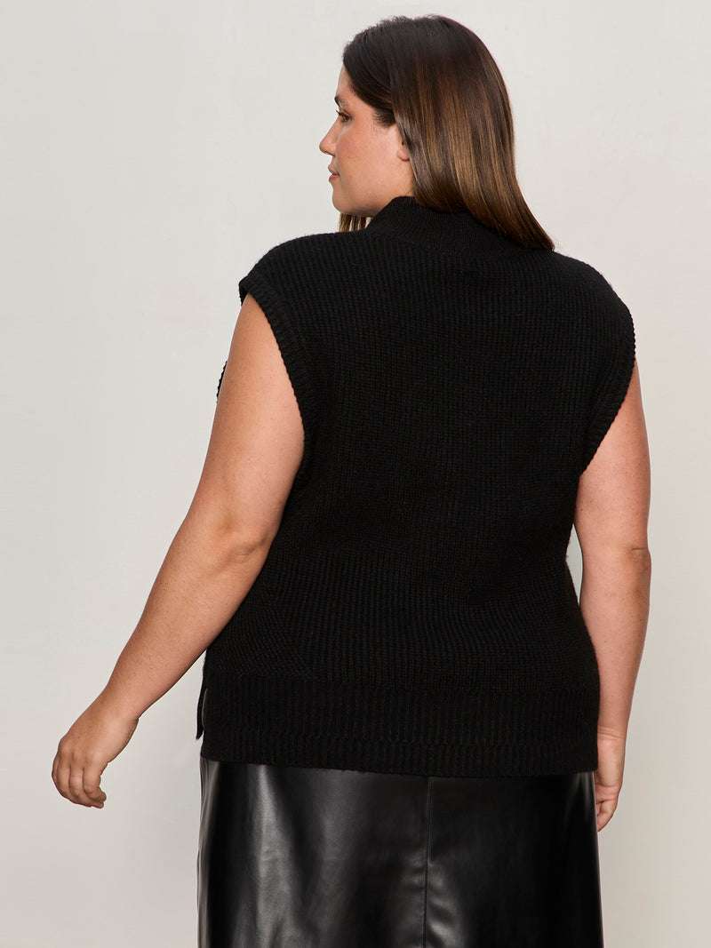 City Sweater Shell Black Extended Sizing alt 2
