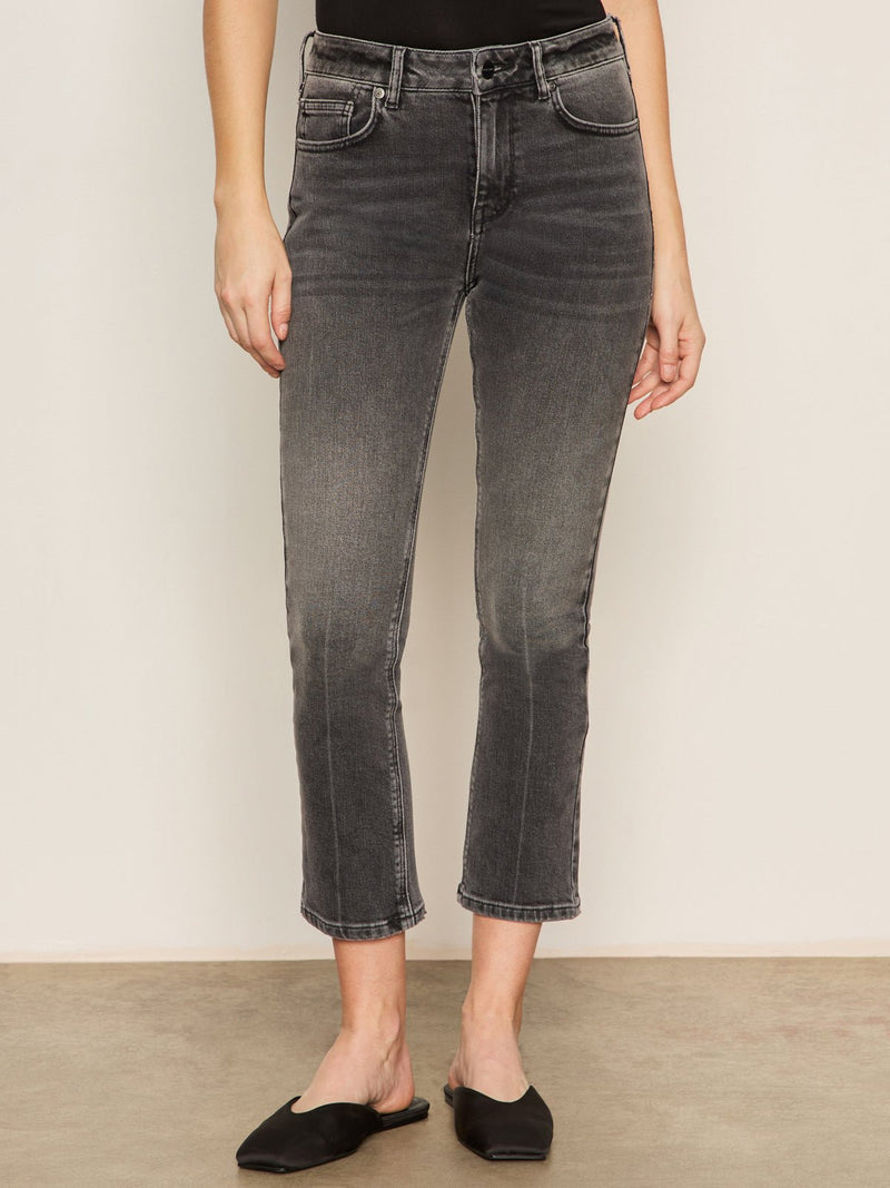 Astra Kick Crop Jean Washed Black Denim
