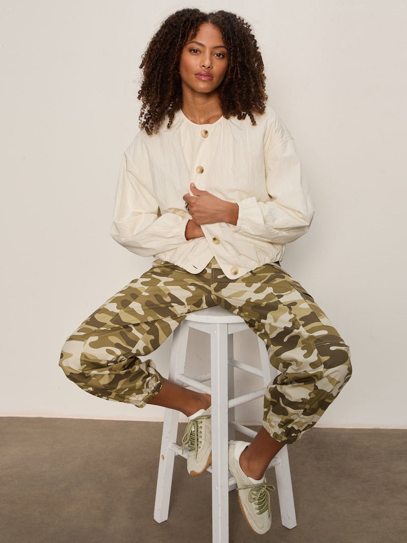 Dandelion Trophy Jacket Collagen alt 5