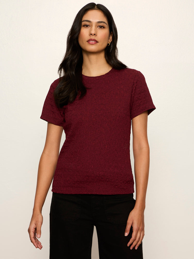 Icon Textured Tee Bordeaux alt 1