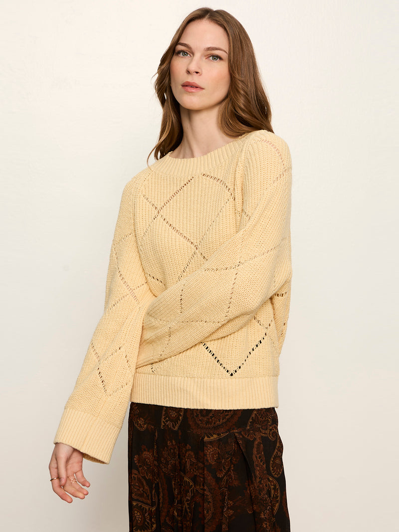 Diamond Stitch Popover Light Goldie alt 2