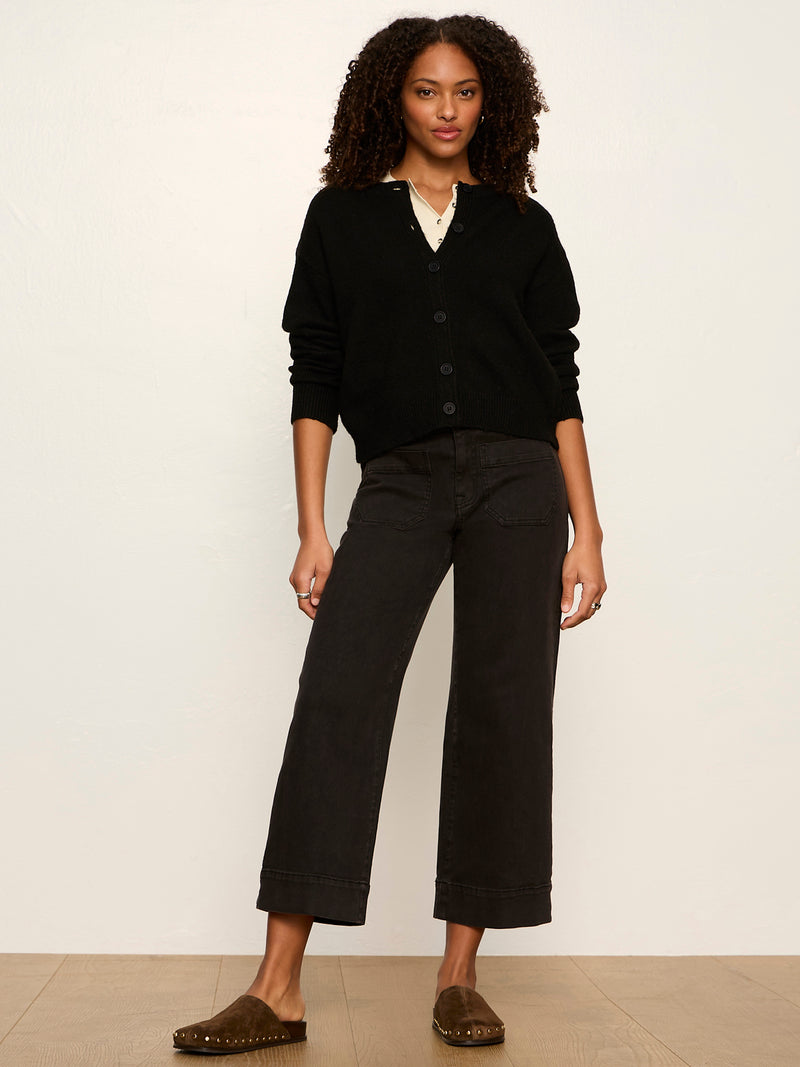 Must-Have Cardi Black alt 4