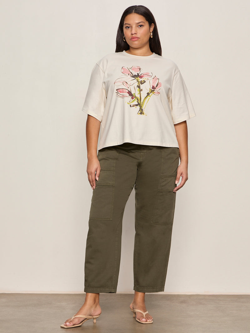 Belle Artist Tee Fleur Extended Sizing alt 4