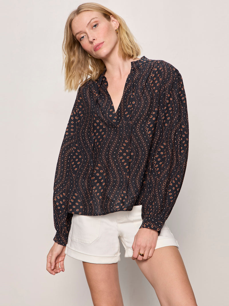 Joyride Relaxed Volume Blouse Rhythmic alt 2