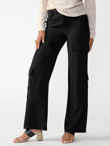 Low Slung Y2K Standard Rise Cargo Trouser Pant Black