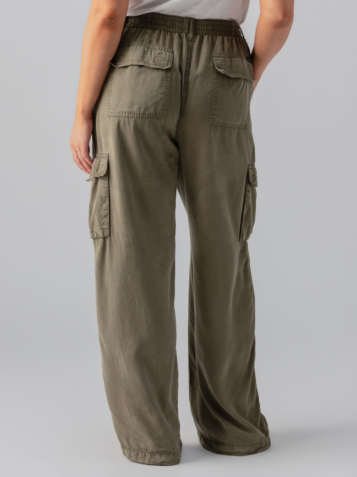 Relaxed Reissue Cargo Standard Rise Pant Burnt Olive Inclusive Collection