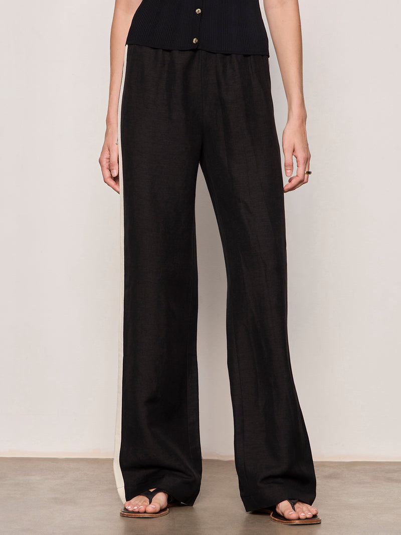 Casual Track Pant Black / Summer Sand alt 2