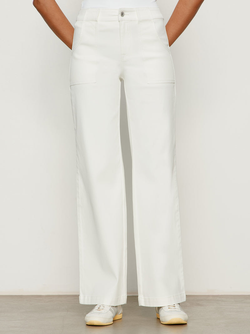 Sculpted Insider Wide Leg Jean Chalk