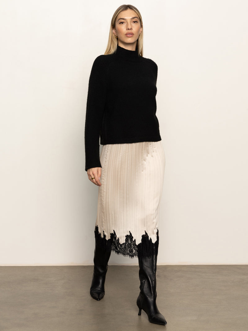 Evermore Pleated Midi Skirt Light Oat alt 5