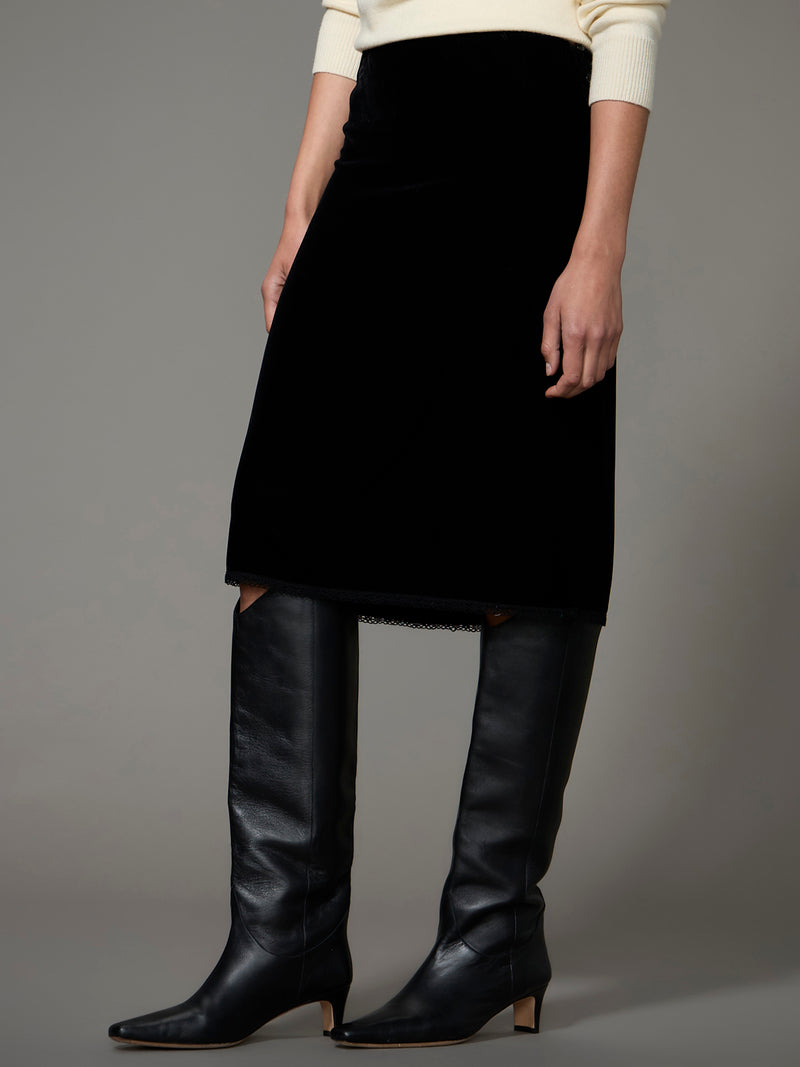 Layla Velvet Skirt Black alt 3