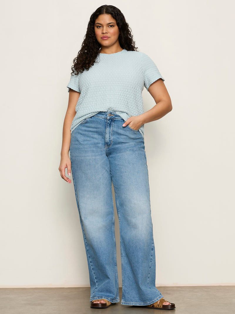 Pucker Up Perfect Tee Blue Aura Extended Sizing alt 4