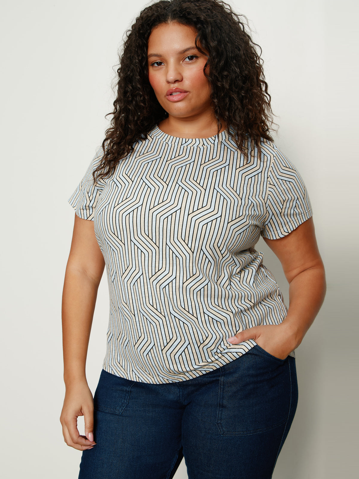 The Perfect Tee Arctic Wave Extended Sizing