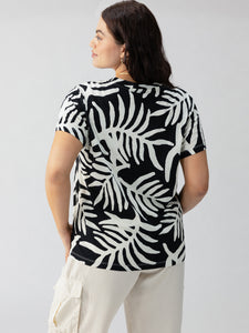 The Perfect Tee Night Palm Inclusive Collection