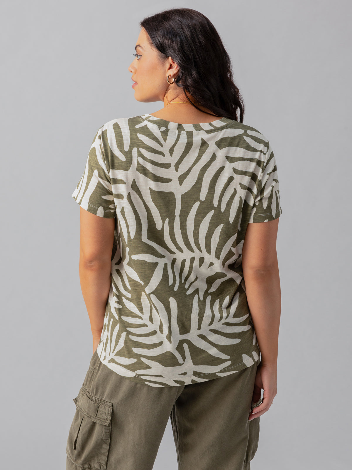 The Perfect Tee Olive Night Palm Inclusive Collection