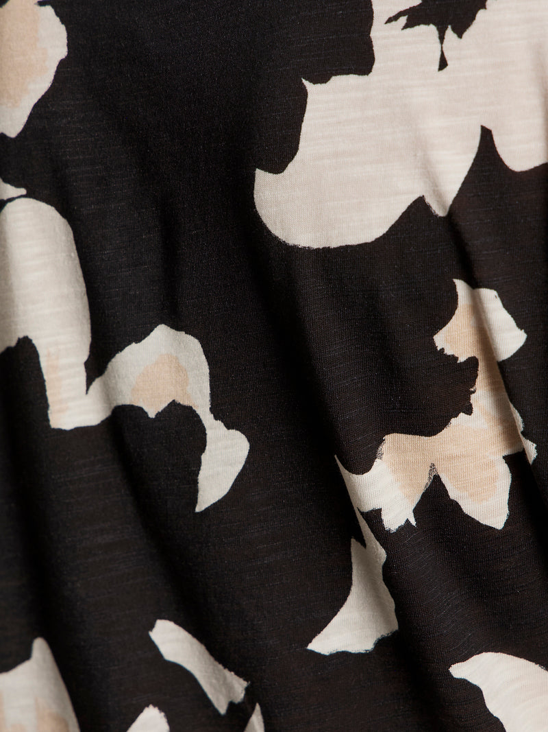 The Perfect Tee Petal Whisper alt 3