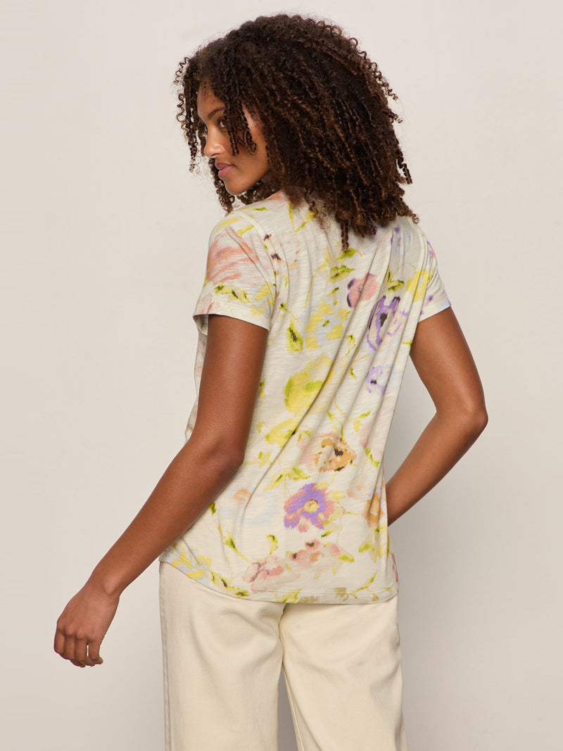 The Perfect Tee Waterlily alt 1