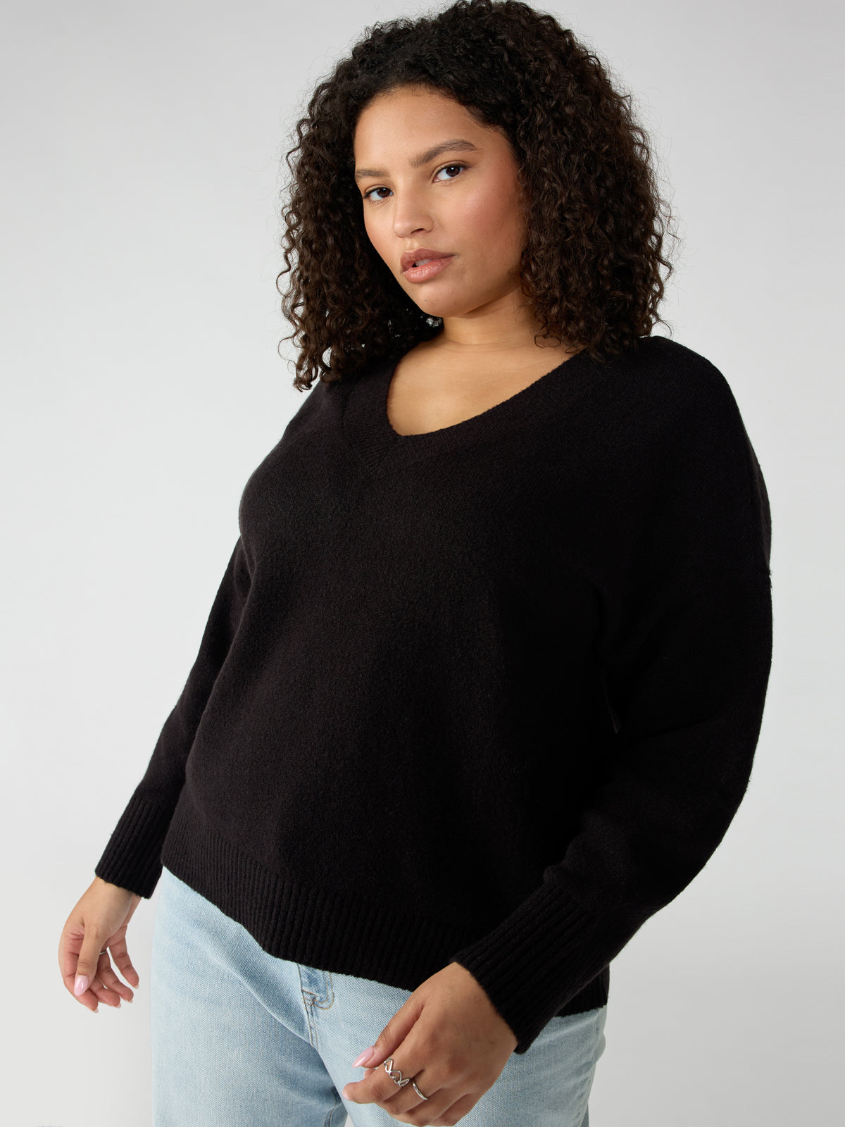 Easy Breezy V-Neck Pullover Sweater Black Inclusive Collection