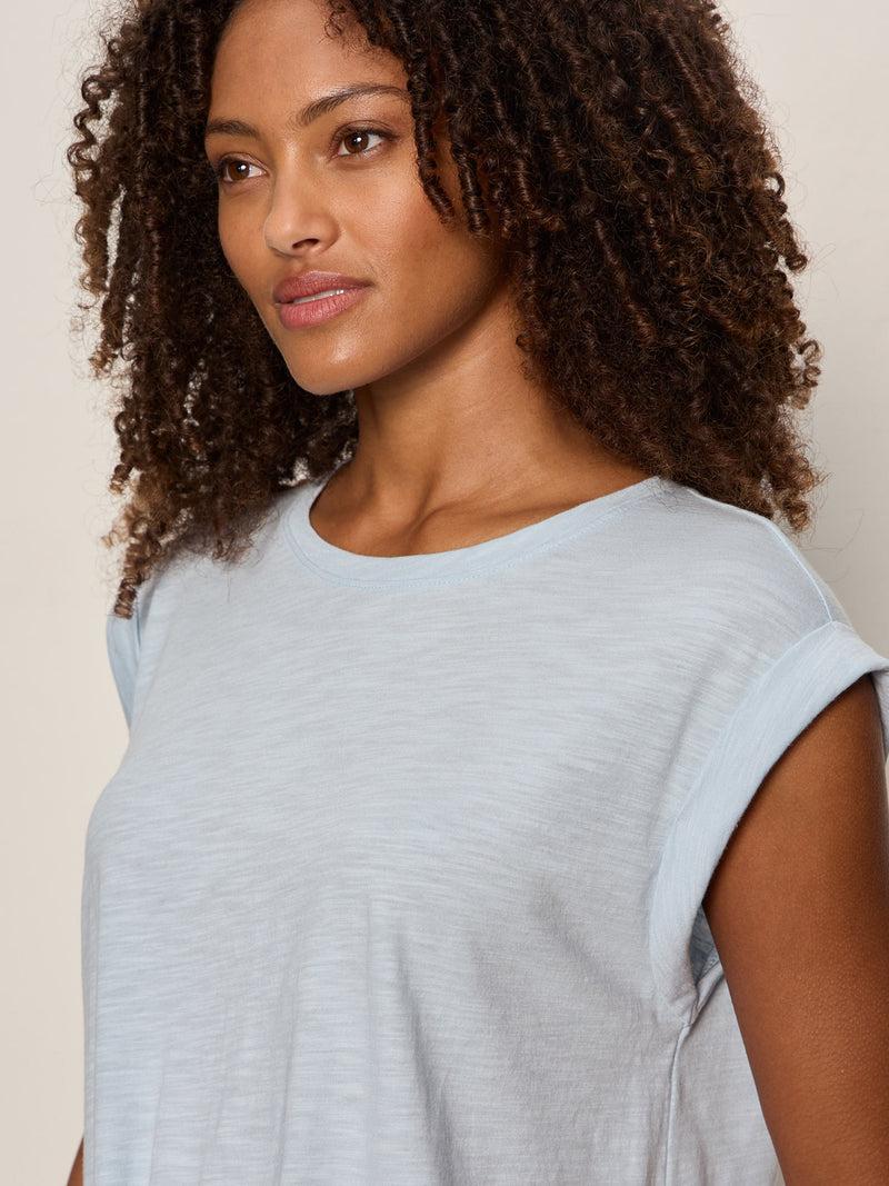 Knotted Muscle Tee Blue Aura alt 4