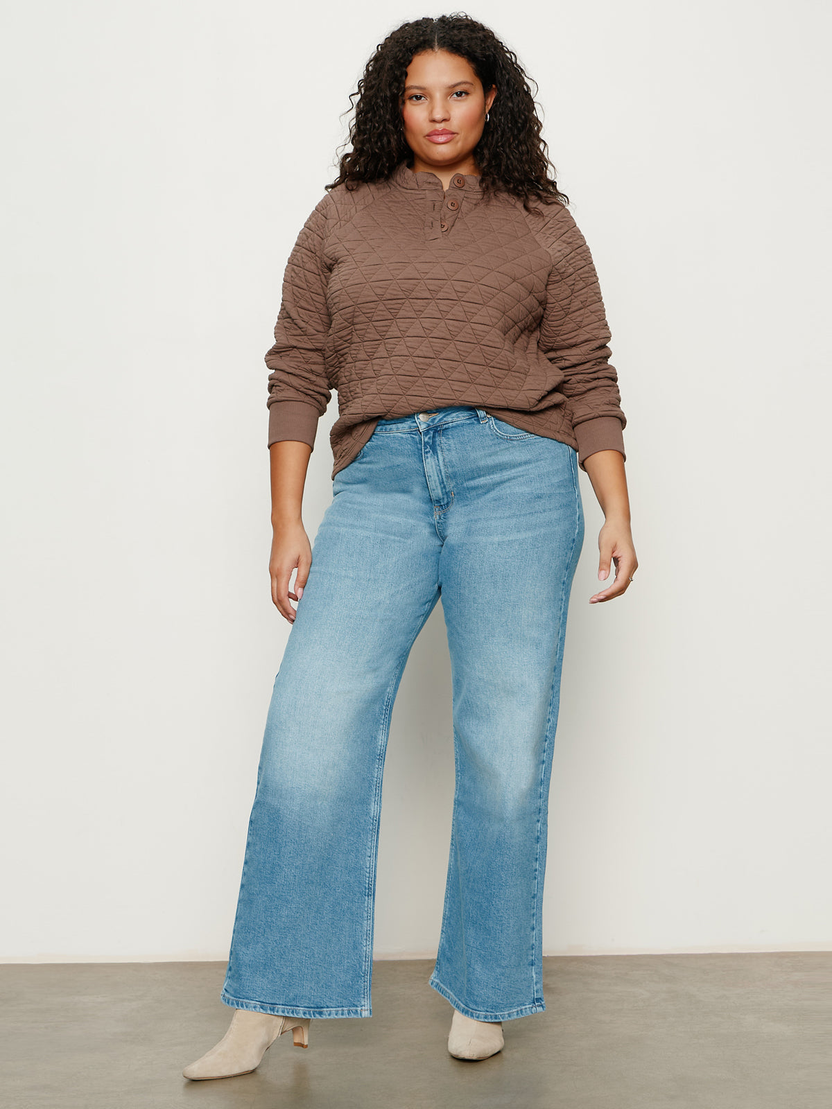 Quilted Button Popover Morel Extended Sizing