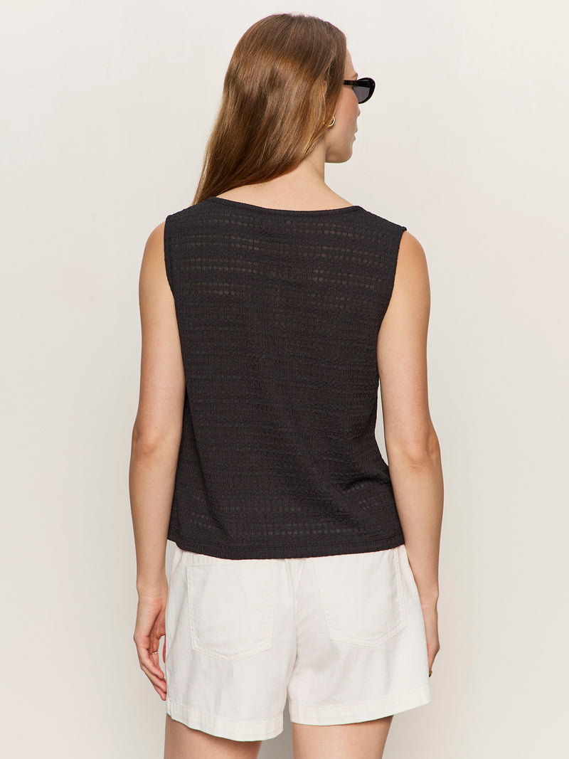 Textured Vacation Shell Black alt 1