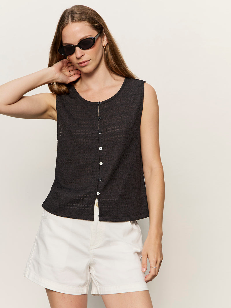 Textured Vacation Shell Black alt 3