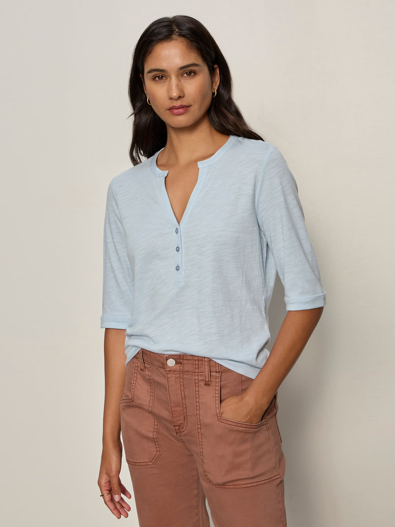 Rolled Sleeve Tee Blue Aura