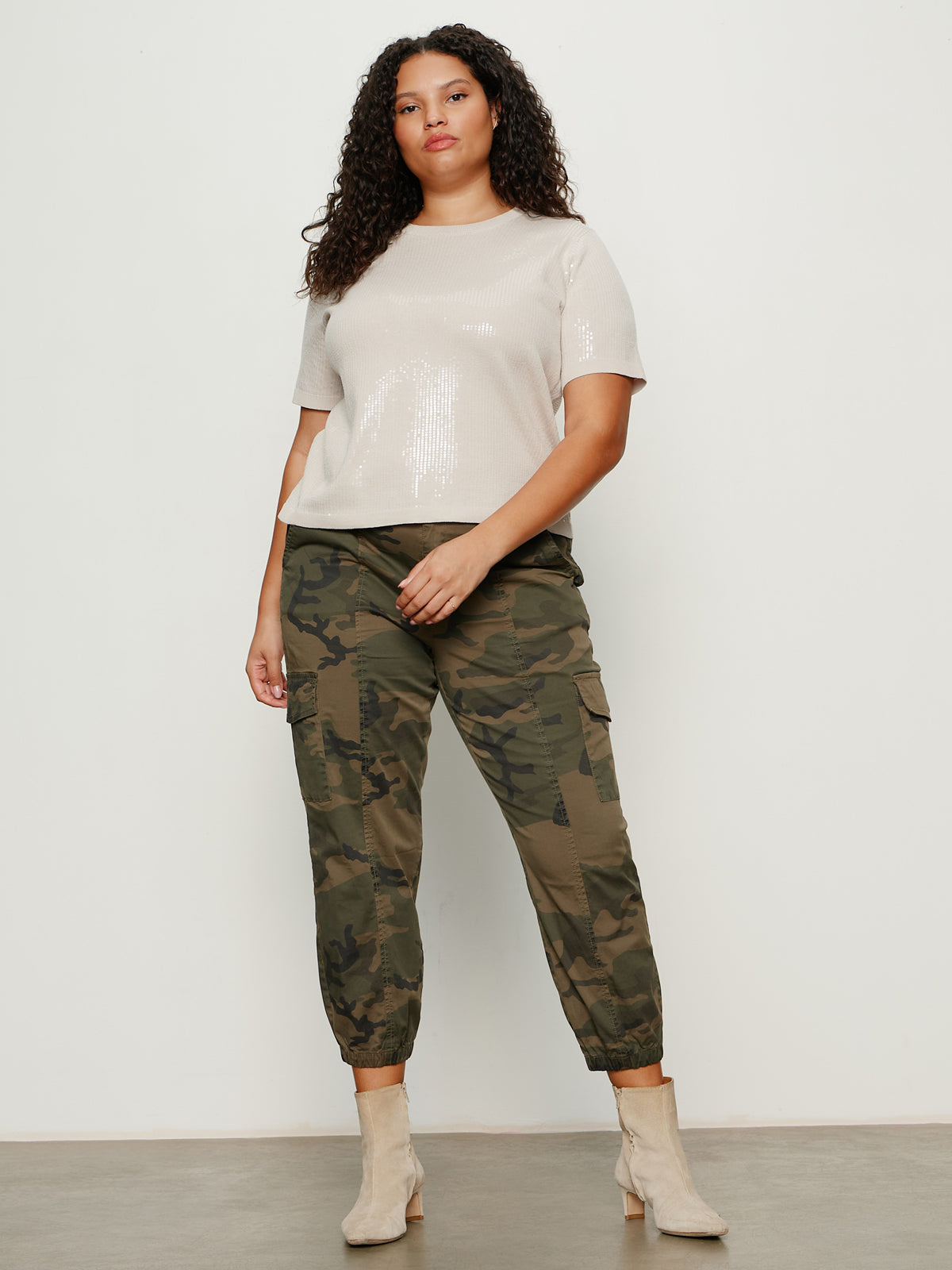 Sparkle Sequin Sweater Mother Of Pearl Extended Sizing