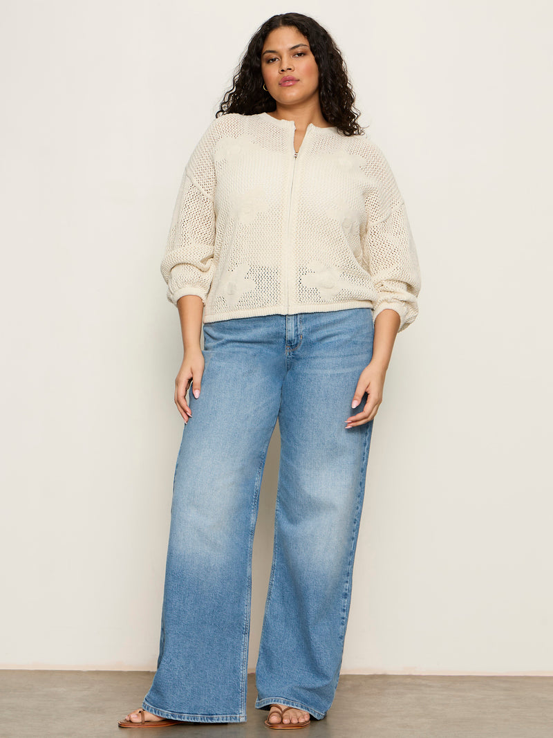 Daily Escape Flower Pop Bomber Collagen Extended Sizing alt 4