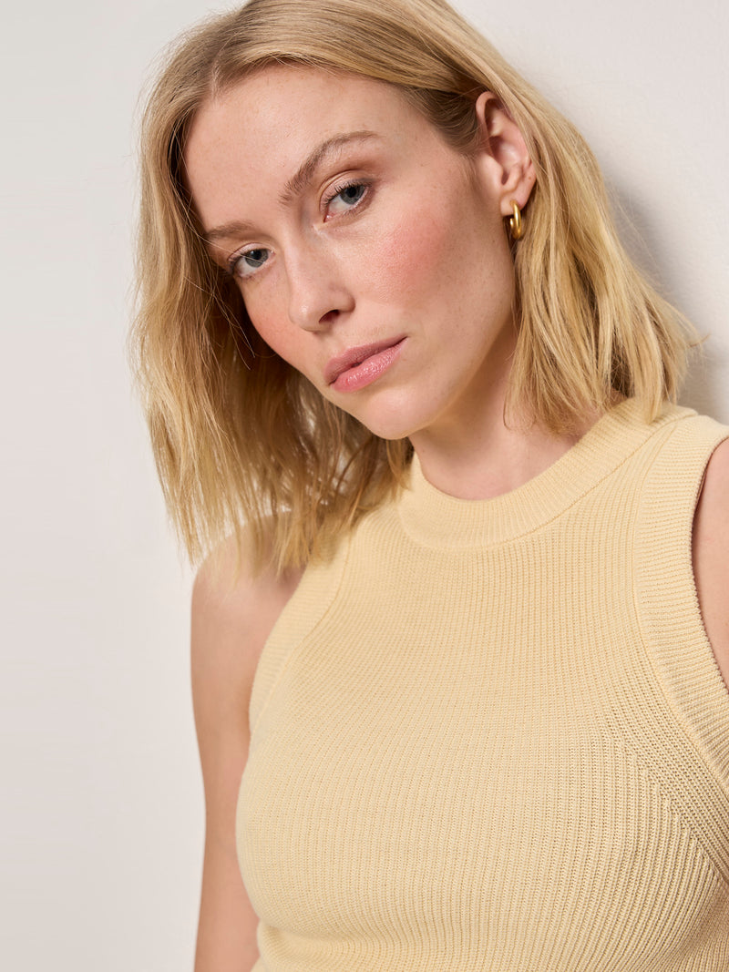 In The Mix Sweater Tank Banana alt 4