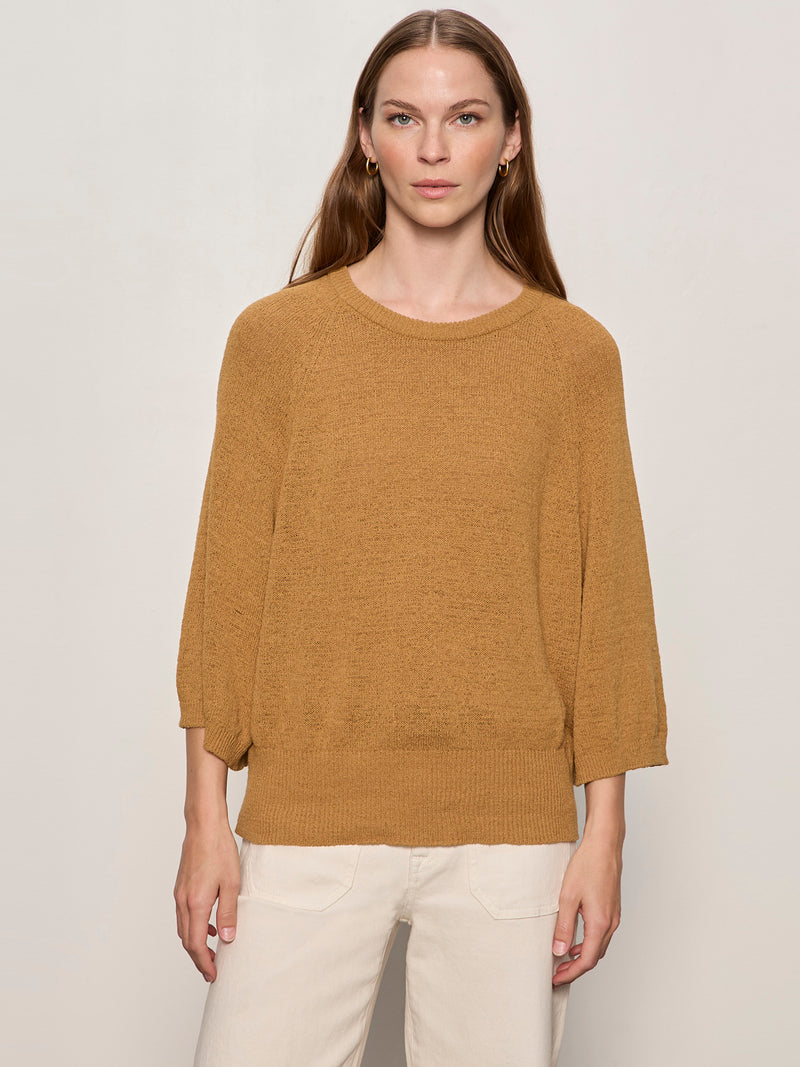About Us Relaxed Pullover Cumin alt 3