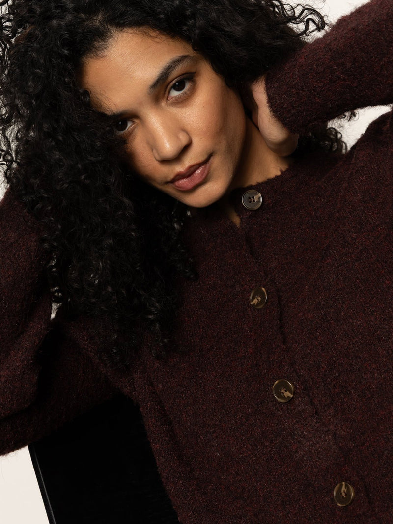 Boucle Cardi Dark Crimson alt 4