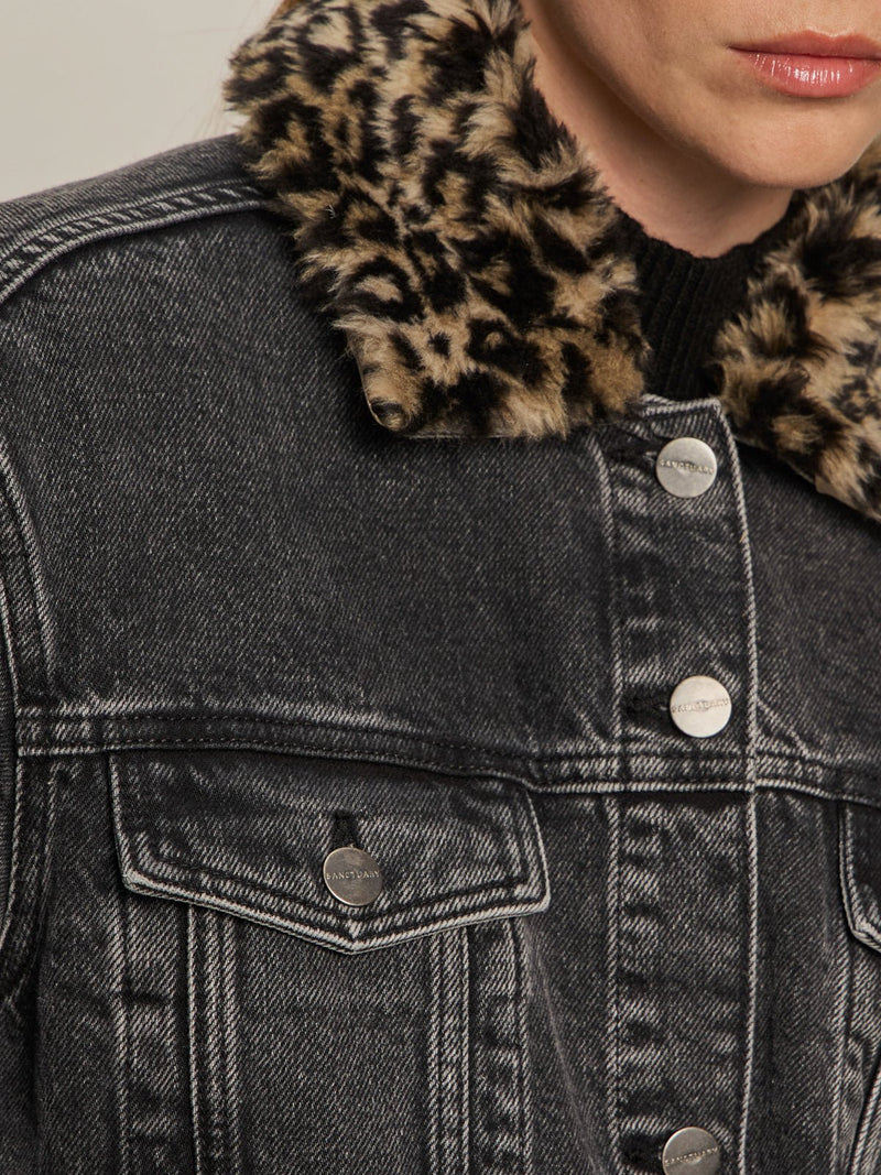 Boyfriend Trucker Jacket Washed Black Denim alt 3