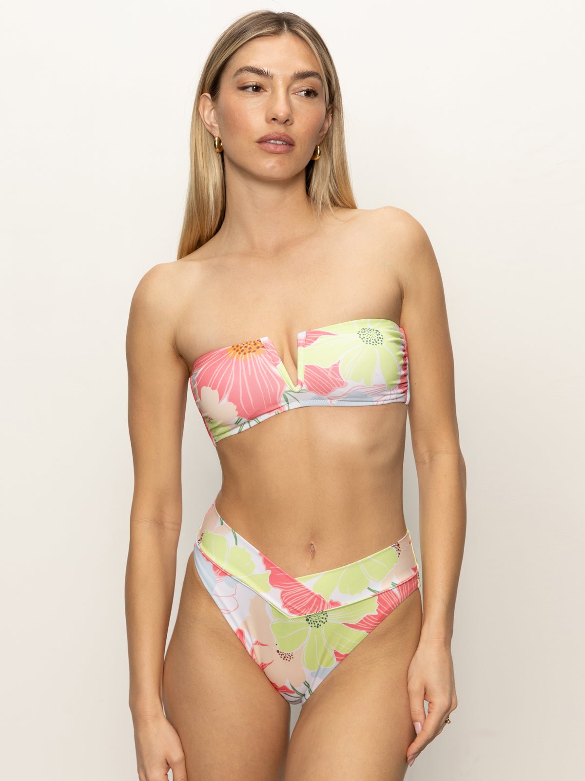 Charming Floral V - Wire Bandeau Bikini Top White - Sanctuary Clothing