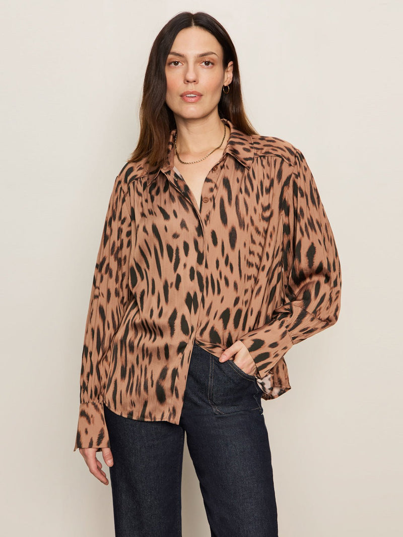 Colette Shirt Mocha Leo alt 4