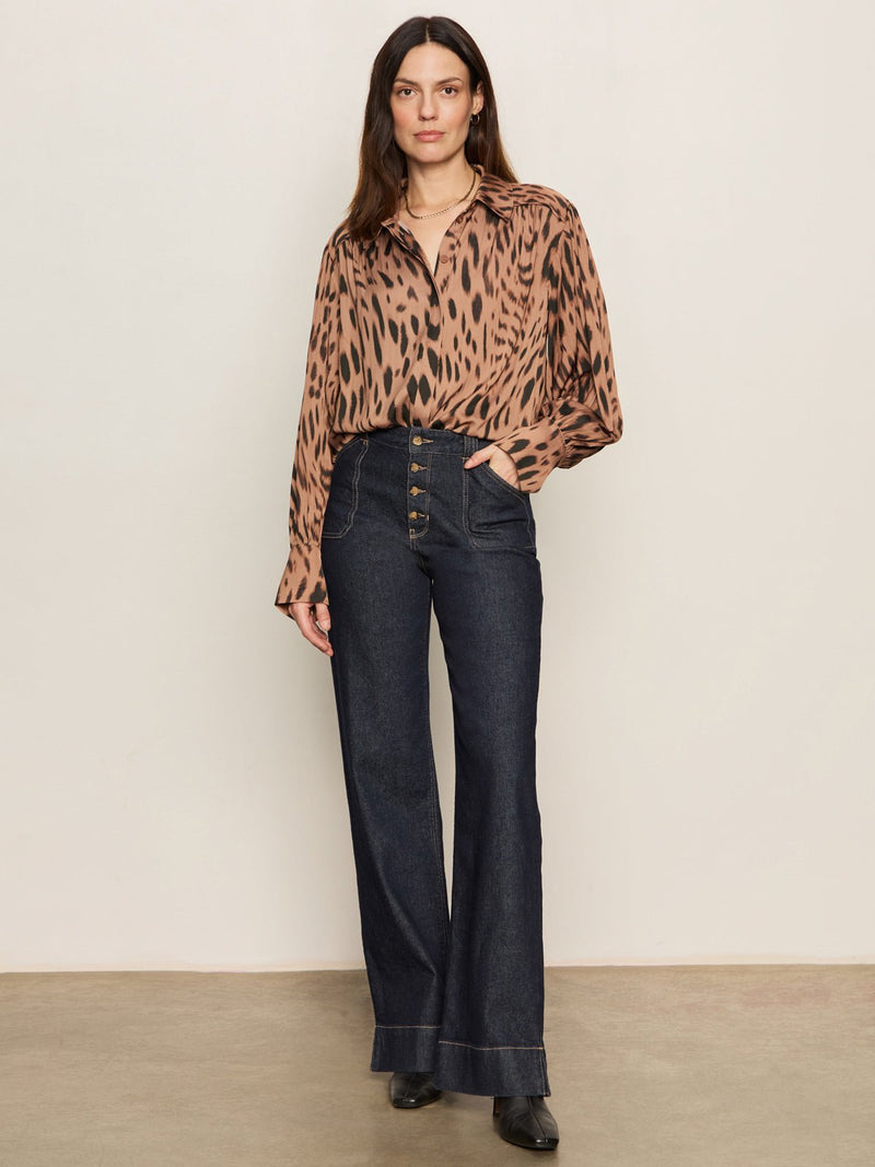 Colette Shirt Mocha Leo alt 6