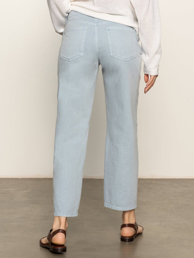 District Column Standard Rise Ankle Jeans Blue Mirage alt 2