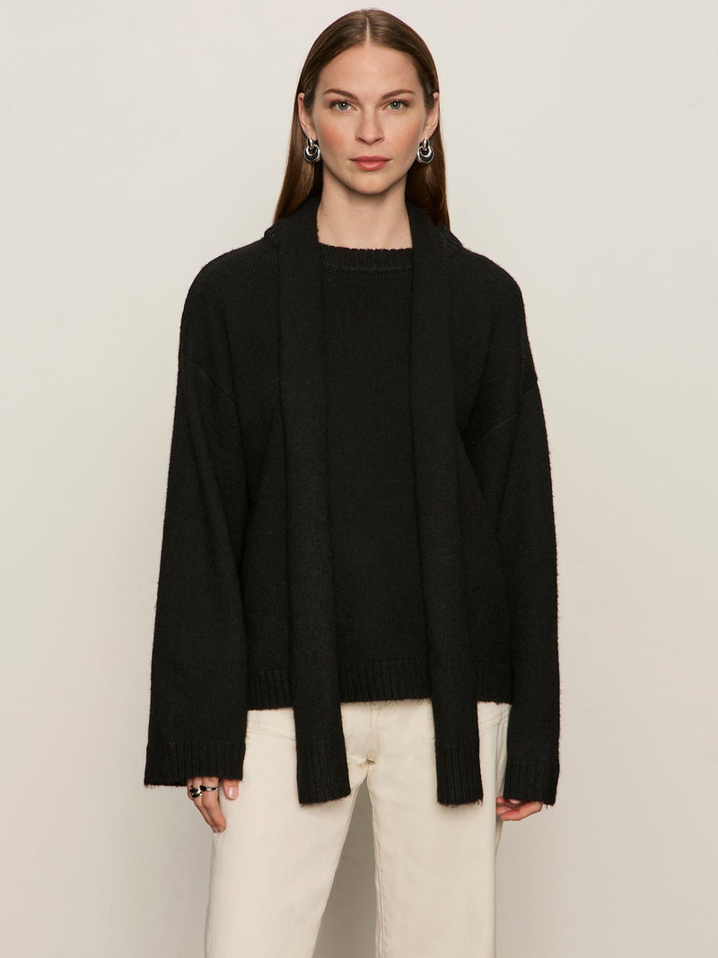 Go-To Sweater Black alt 1