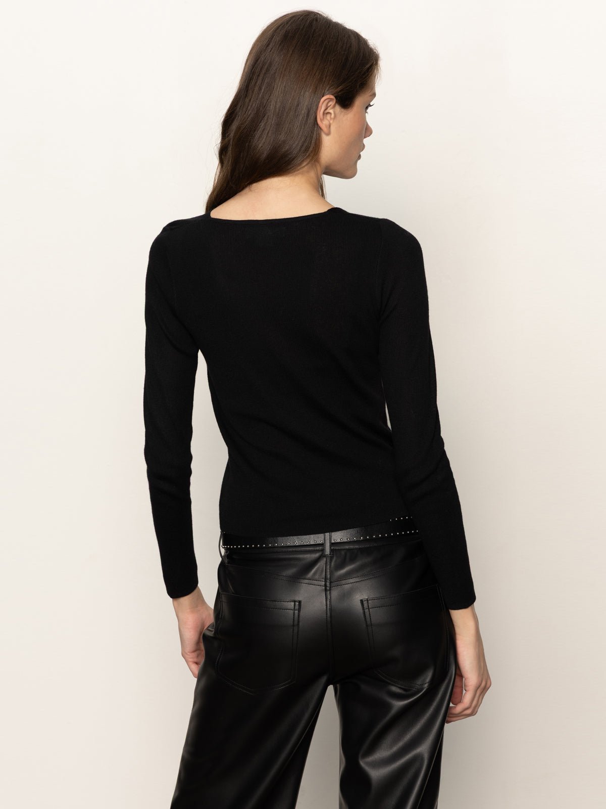 Long Sleeve Shoulder Twist Top Black - Sanctuary Clothing