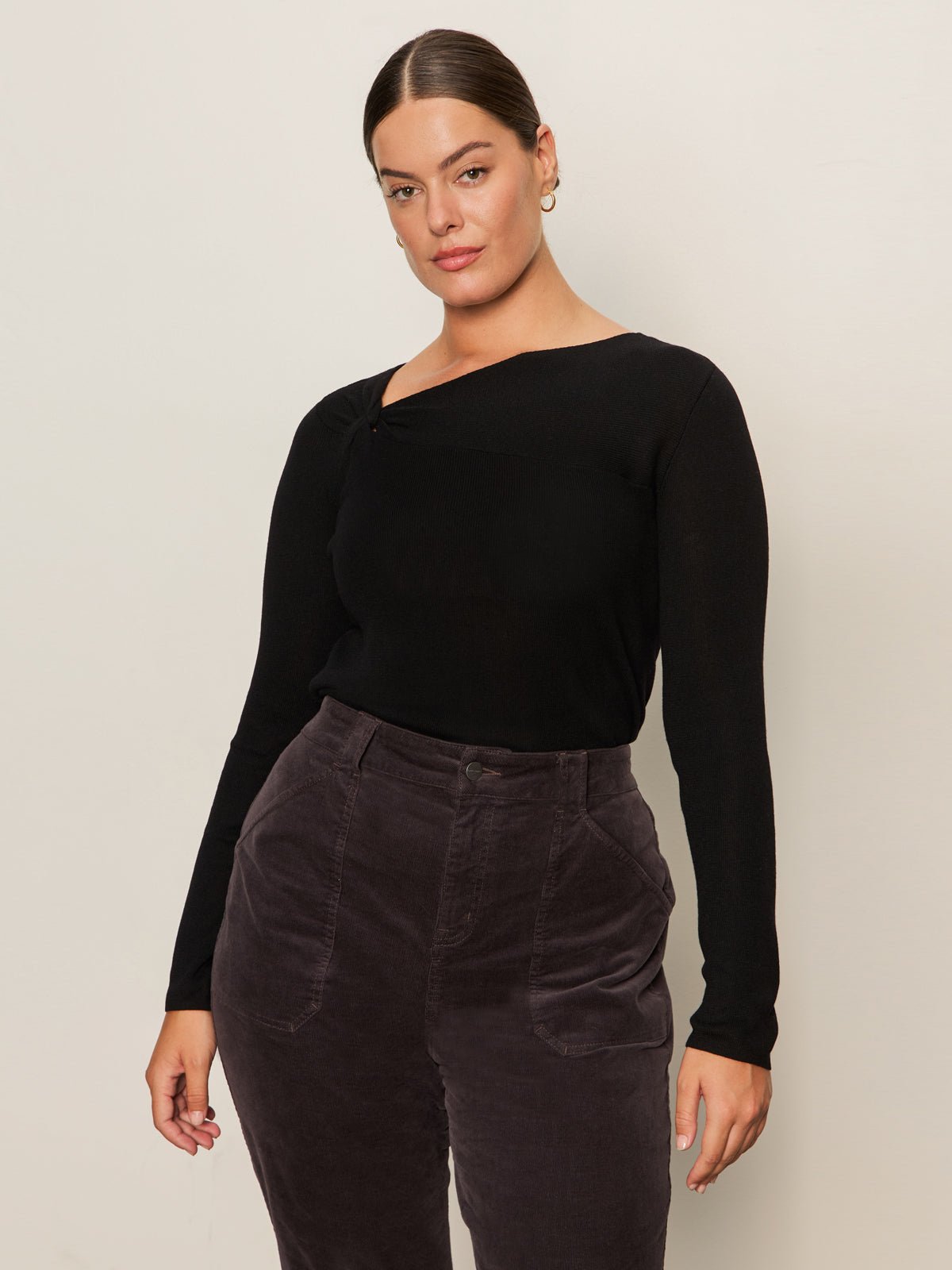 Long Sleeve Shoulder Twist Top Black Extended Sizing - Sanctuary Clothing