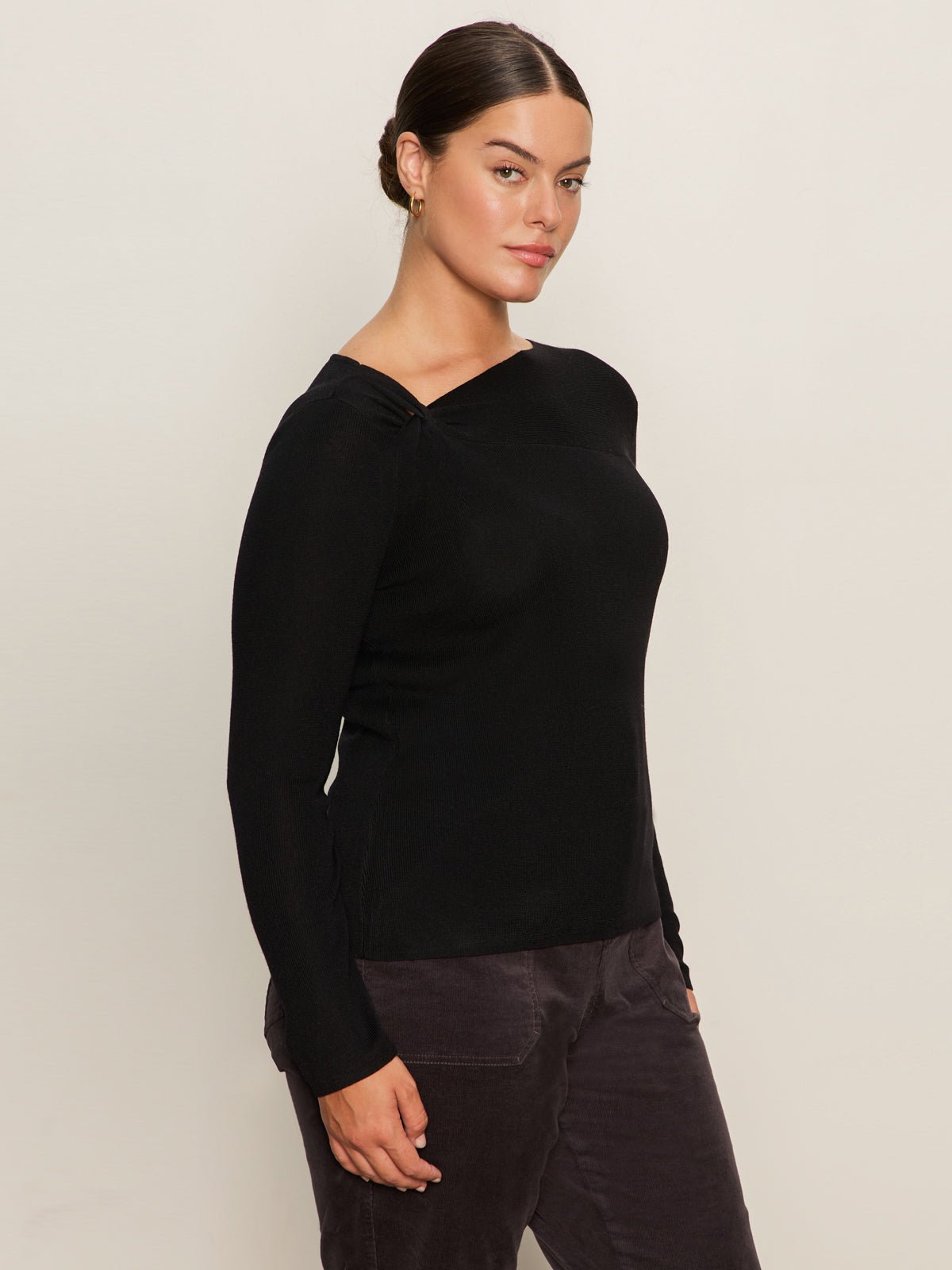 Long Sleeve Shoulder Twist Top Black Extended Sizing - Sanctuary Clothing