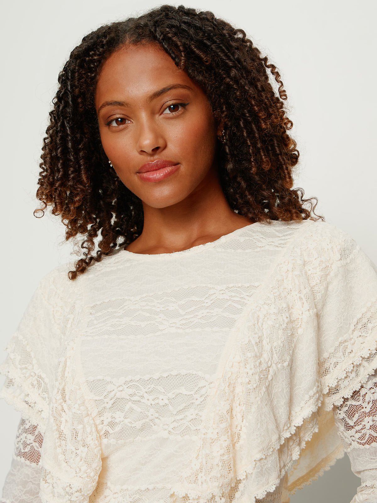 Ruffle Lace Tee Vintage Ivory - Sanctuary Clothing