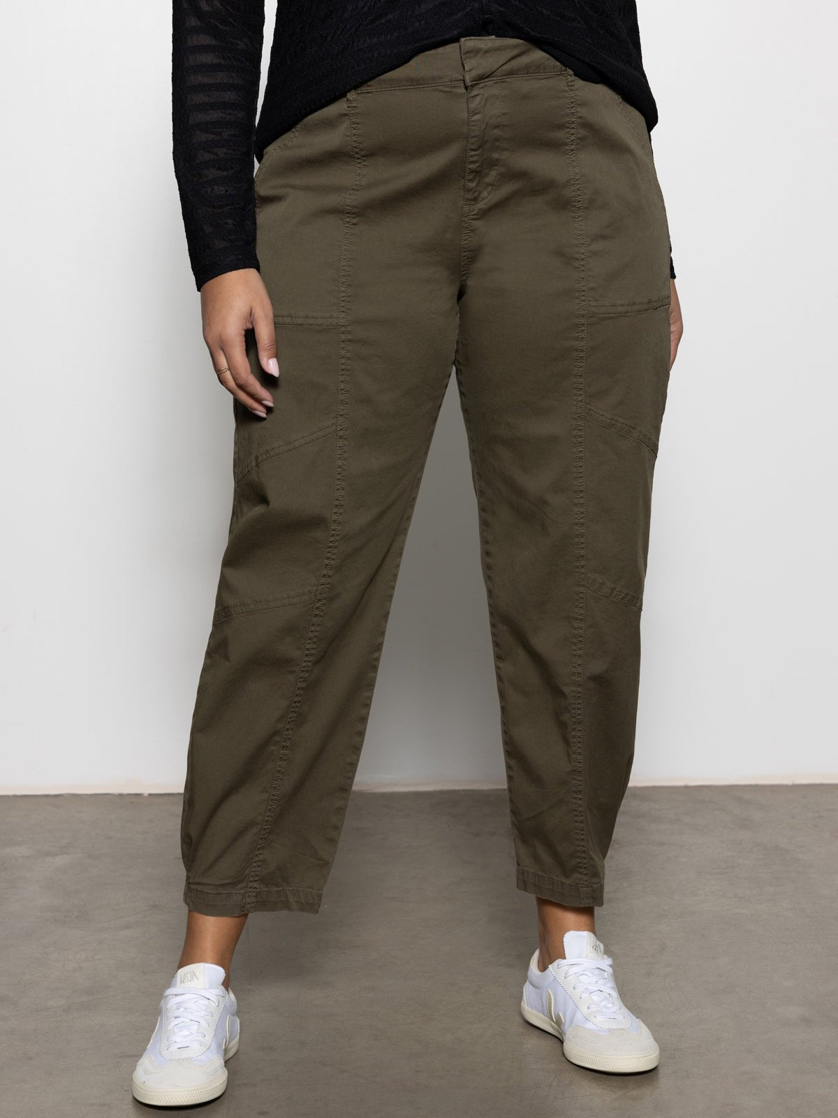 Sahara Tapered Standard Rise Pant Burnt Olive Extended Sizing - Sanctuary Clothing
